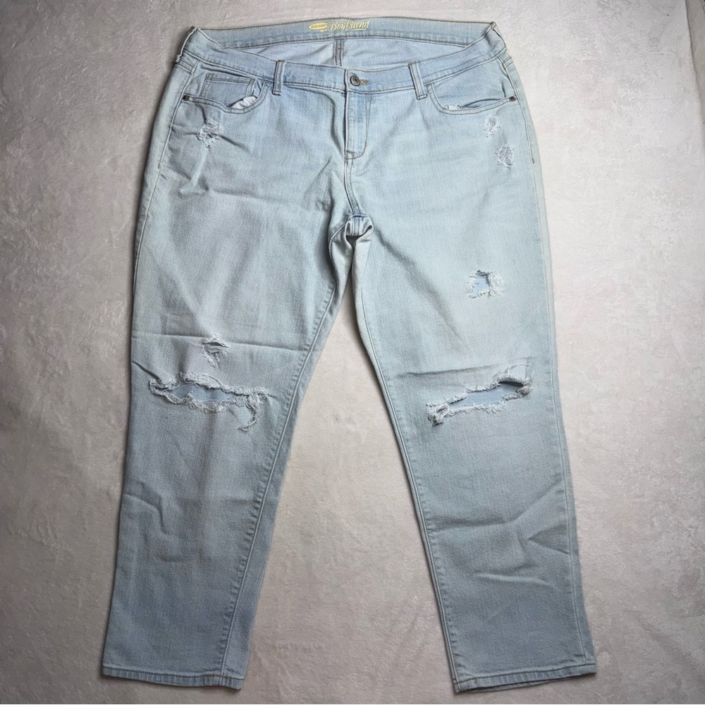 Old Navy Boyfriend Jeans Lower Rise Light Wash Distressed Denim Women’s Size 14
